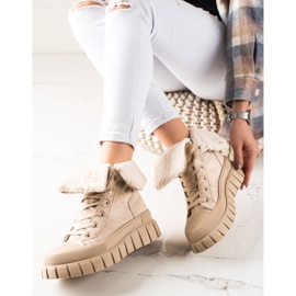 TRENDI Bottes, Baskets Avec Peau De Mouton beige 2