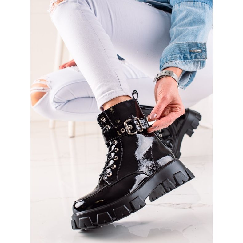 TRENDI Ouvriers Laqués Avec Boucle noir 1