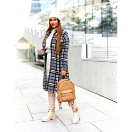 Bottes hautes avec un élément décoratif beige Masha 1 Bottes hautes avec un élément décoratif beige Masha 1