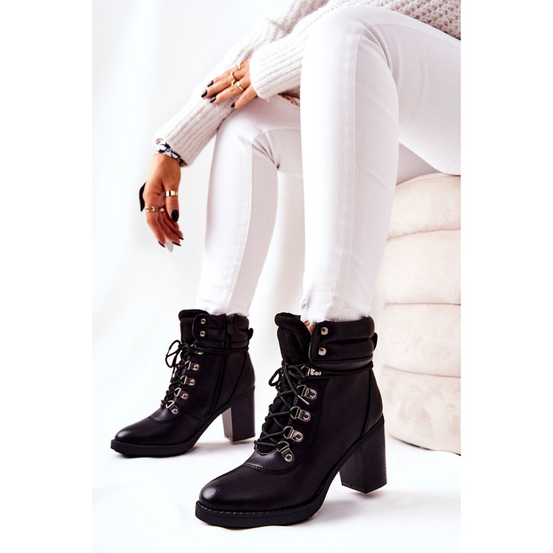 Bottes Chaudes Sur Un Poteau Noir Charmmis le noir 2