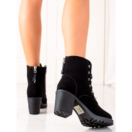 TRENDI Travailleurs lacés sur un poteau le noir 1