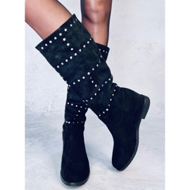 Bottes sur un coin Ferto Black caché le noir 3