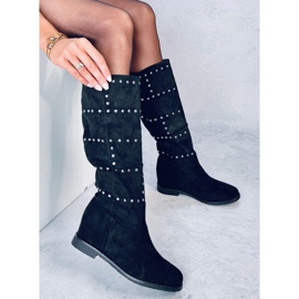 Bottes sur un coin Ferto Black caché le noir 4