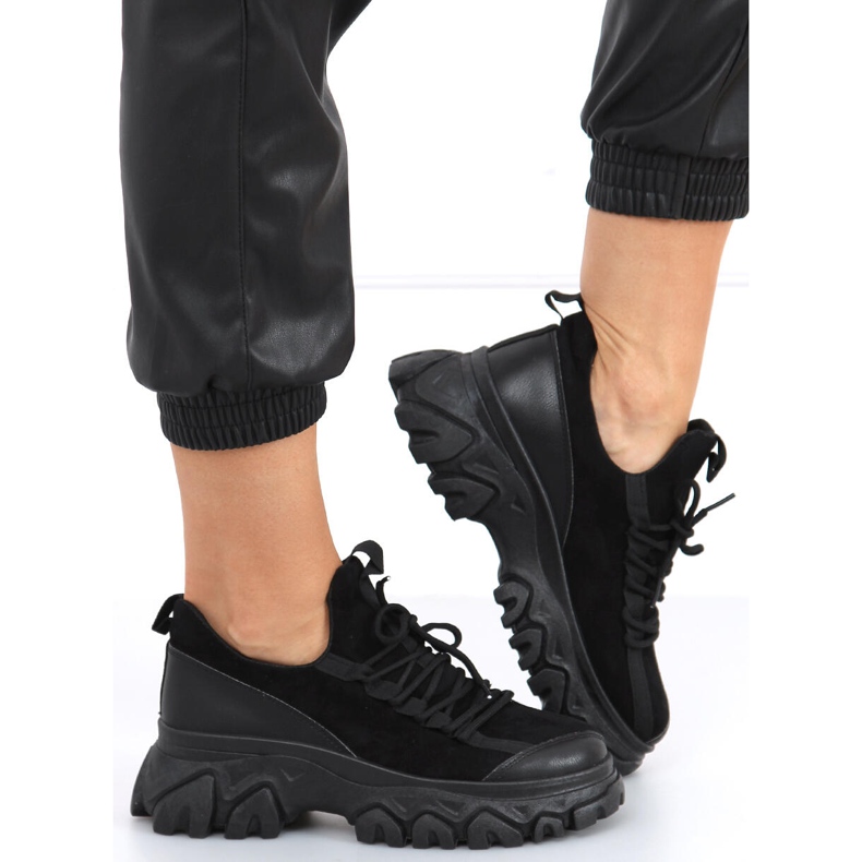 Chaussures de sport à semelles hautes Huggy Black noir 1