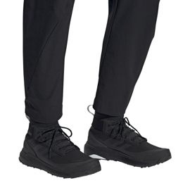 Chaussures Adidas Terrex Free Hiker M FV5497 noir 2