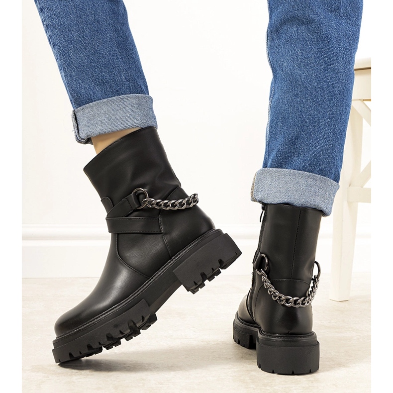 Bottes isolées noires avec chaîne Porta 2