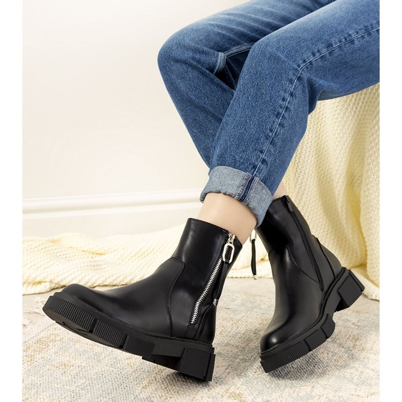 Bottes isolées noires de Barga le noir 1