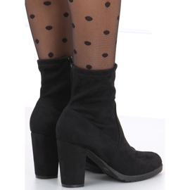 Bottes à talons hauts de Dani Black le noir 1