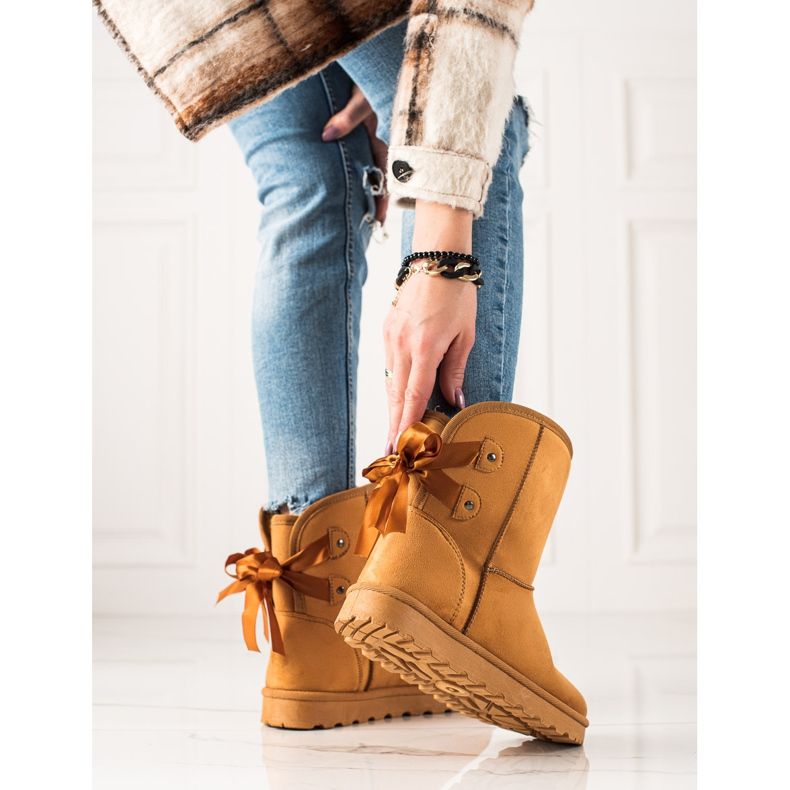 TRENDI Mukluki avec un arc jaune 2