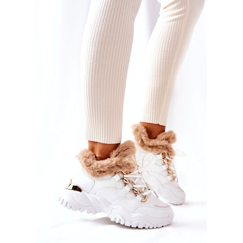 PM1 Chaussures de sport en cuir isolées blanches Shiney 2