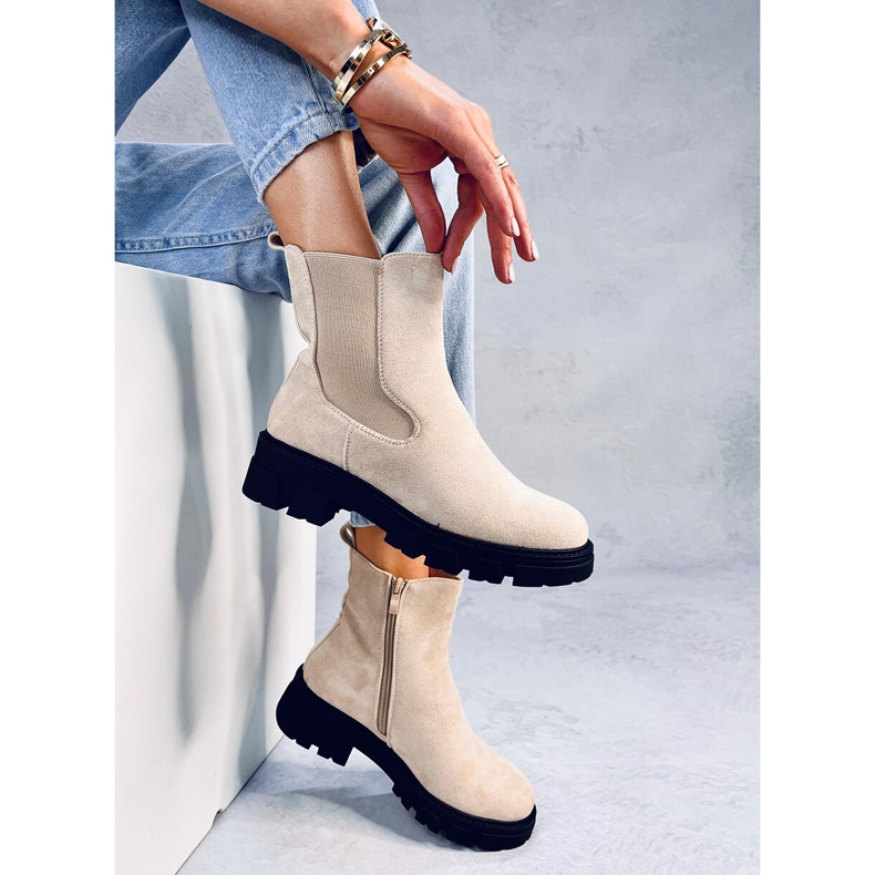 Bottines Chelsea en daim beige Hege 2