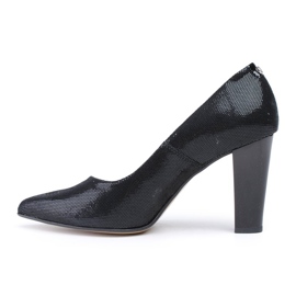 Marco Shoes Escarpins noirs en peau de chamois polie 1