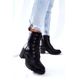 PE1 Bottes Nerynis noires chaudes attachées sur un poteau 4