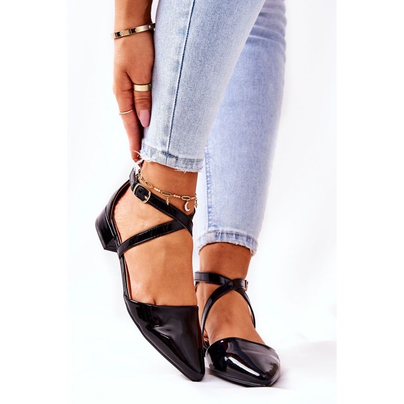 WS1 Escarpins à talons bas Giovanna en noir verni le noir 2