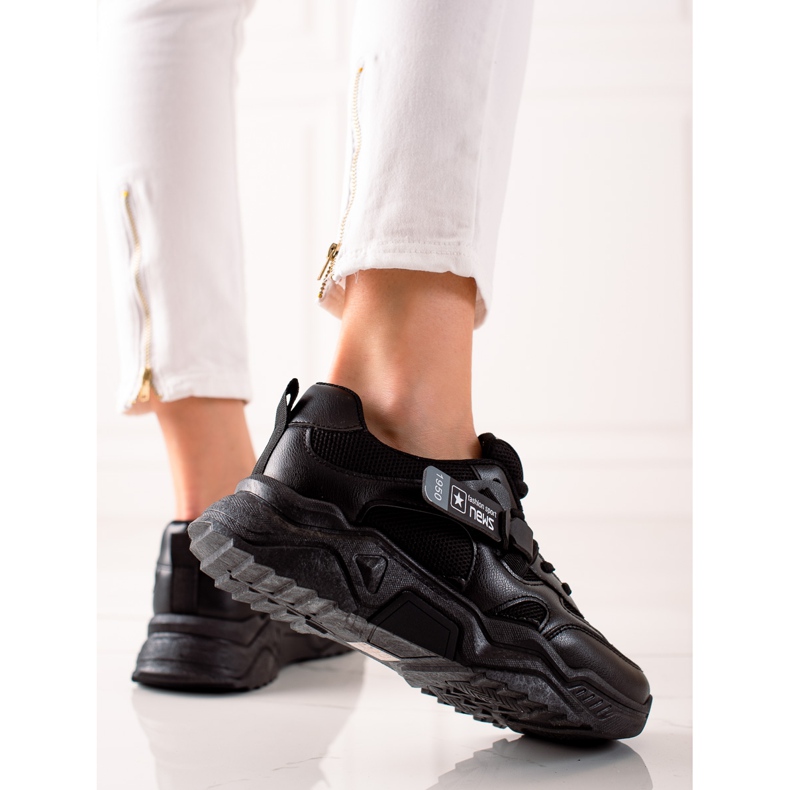 Evento Baskets de sport confortables noir 1