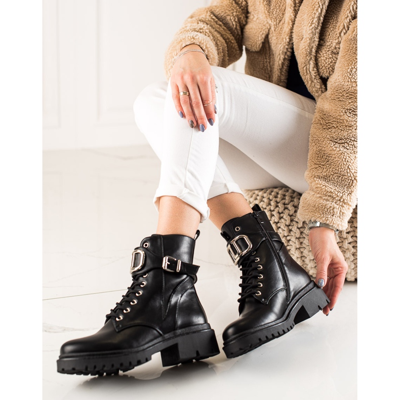 Diamantique Travailleurs élégants avec ornement noir 1