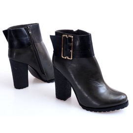 Bottes Élégantes Avec Une Boucle Sur Un Post 1742 Kaki le noir 4