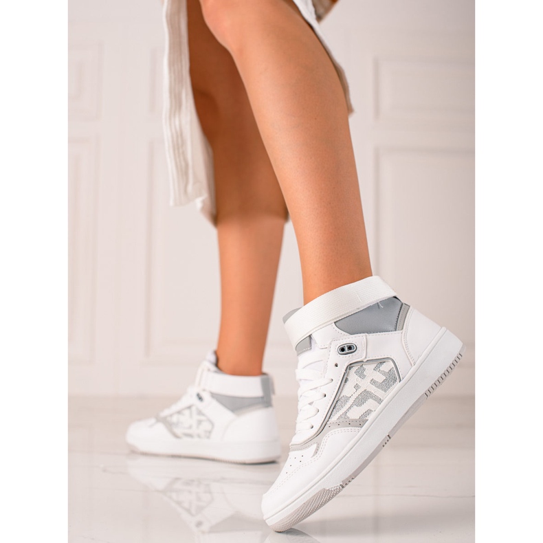 TRENDI Baskets Velcro confortables blanc 1
