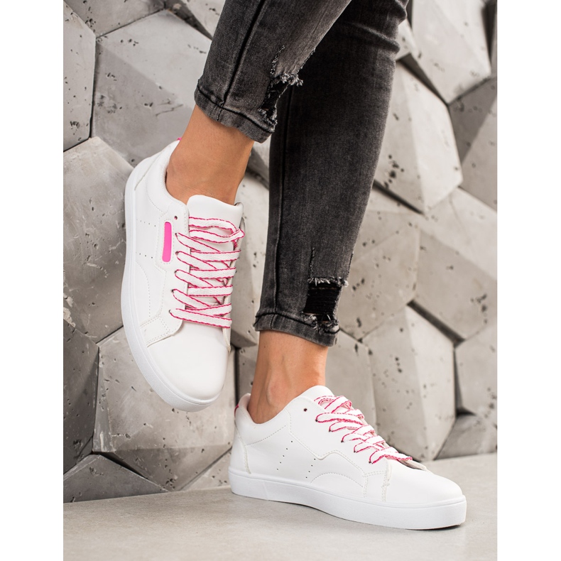 TRENDI Chaussures de sport légères en cuir écologique blanc rose 1