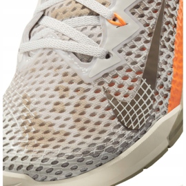 Chaussure d'entraînement Nike Metcon 6 M CK9388 028 beige orange 6