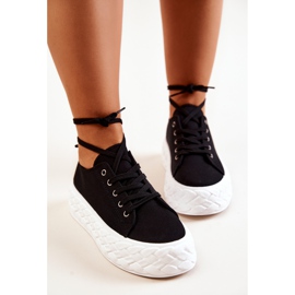 PS1 Baskets Sur Une Plateforme Suzane Massive Noire Et Blanche 1