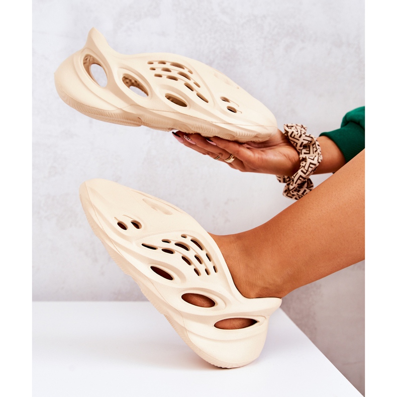 PS1 Chaussures De Sport Légères En Mousse Beige Sur La Vague 2 PS1 Chaussures De Sport Légères En Mousse Beige Sur La Vague 2