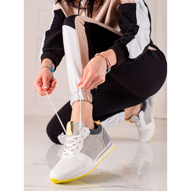 TRENDI Chaussures de sport confortables multicolore 1 TRENDI Chaussures de sport confortables multicolore 1