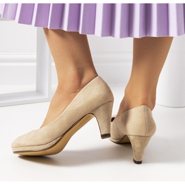 Escarpins femme Alves beiges 2 Escarpins femme Alves beiges 2