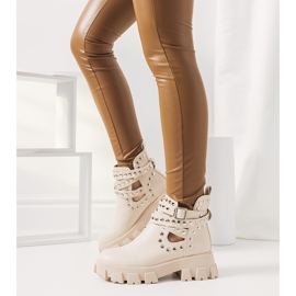Bottines beiges à clous Kinney 1