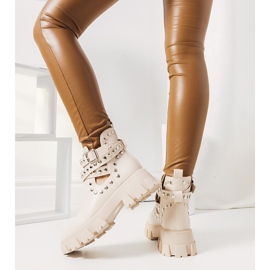 Bottines beiges à clous Kinney 2