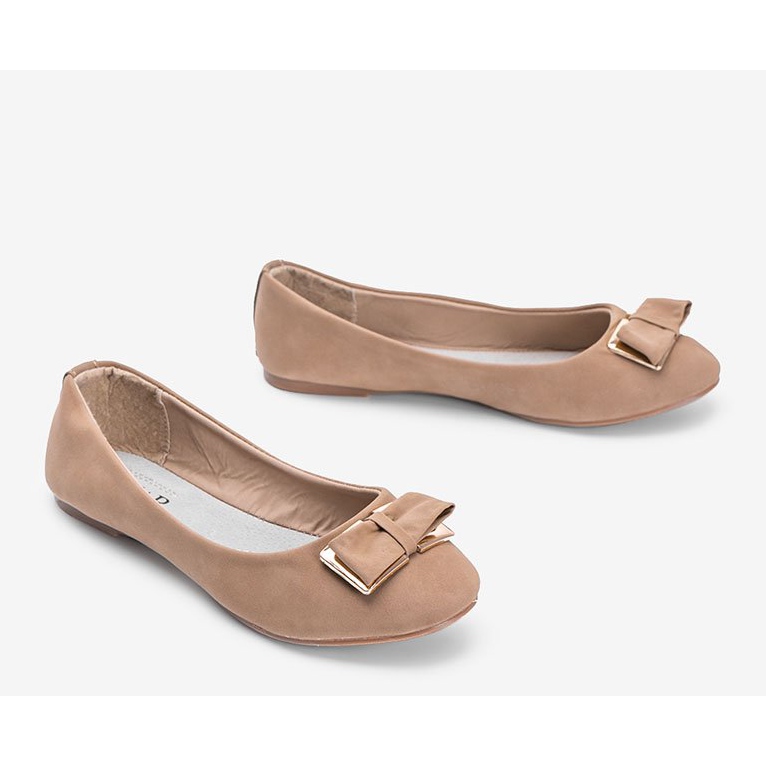 Ballerines Sixth Avenue laquées noires beige 1 Ballerines Sixth Avenue laquées noires beige 1