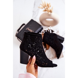 FB1 Bottes Noires Ajourées Sur Un Poteau Bretagne le noir 7