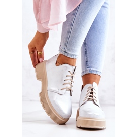 Brogues Sur La Semelle Massive Nicole Blanc-Argent 2701 2