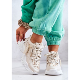 Baskets Sur Une Semelle Massive Beige Votre Style 2