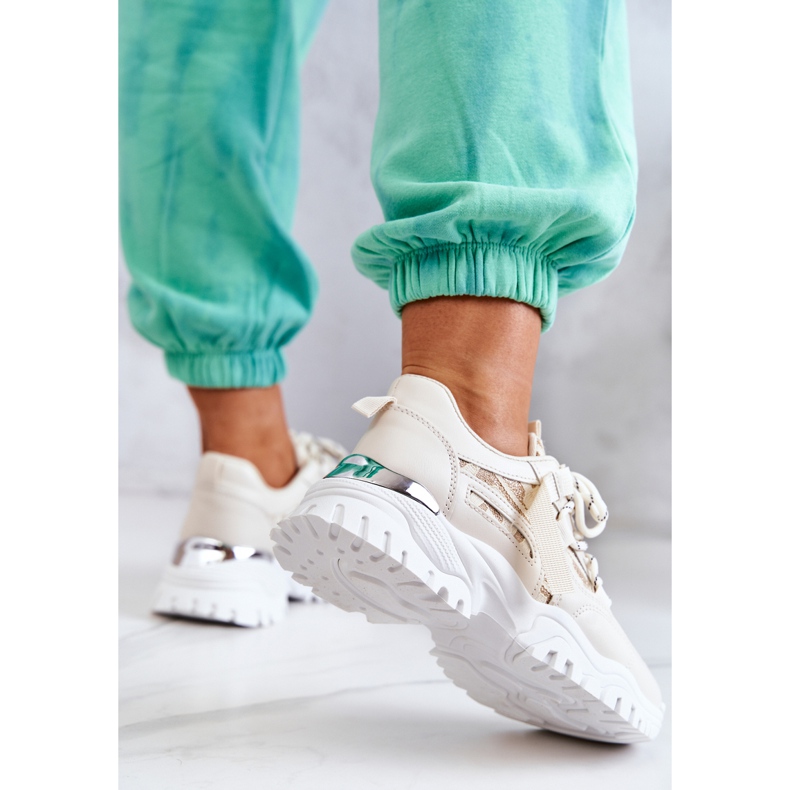 Baskets Sur Une Semelle Massive Beige Votre Style 1