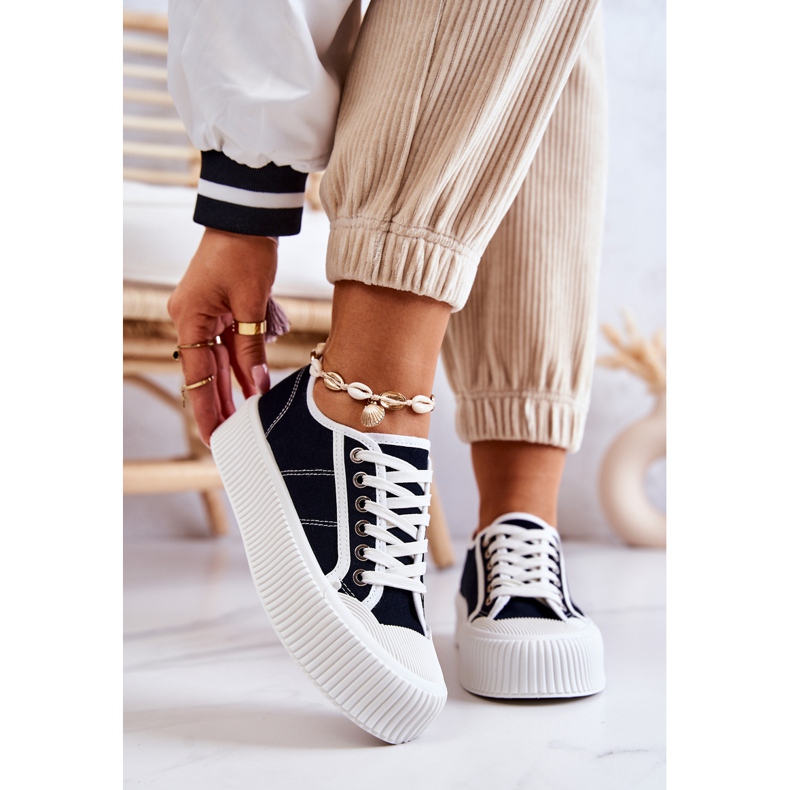 FB2 Baskets Basses Sur La Plateforme Mischa Noire 2