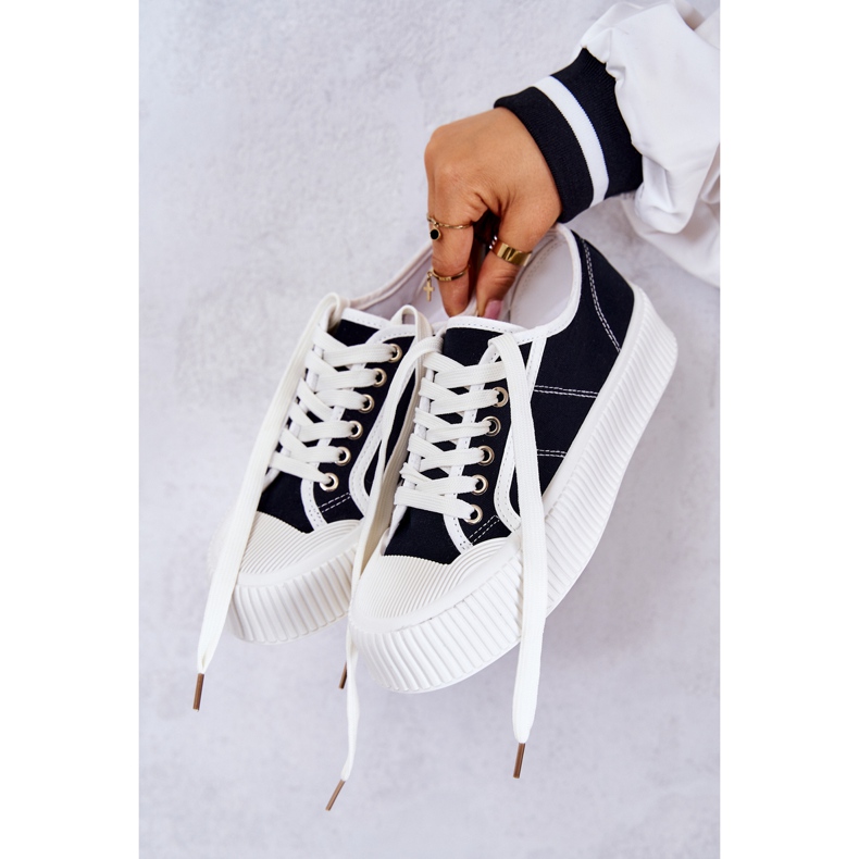 FB2 Baskets Basses Sur La Plateforme Mischa Noire 1