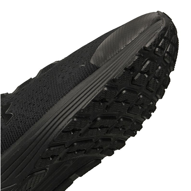 Under Armour Chargé Bandit 4 M 3020 319-007 le noir 1 Under Armour Chargé Bandit 4 M 3020 319-007 le noir 1