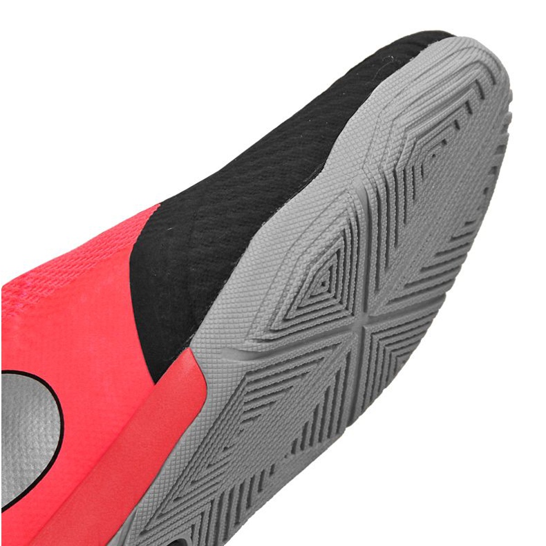 Chaussures Nike Phantom Vnm Academy Ic M AO0570-606 multicolore oranges et rouges 1