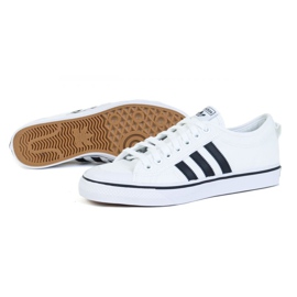 Chaussures Adidas Nizza M CQ2333 blanche le noir 1
