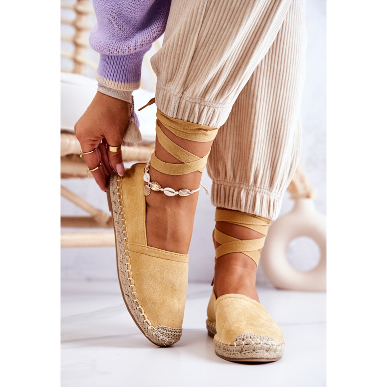 FB1 Espadrilles en daim Ismanne jaunes nouées 2