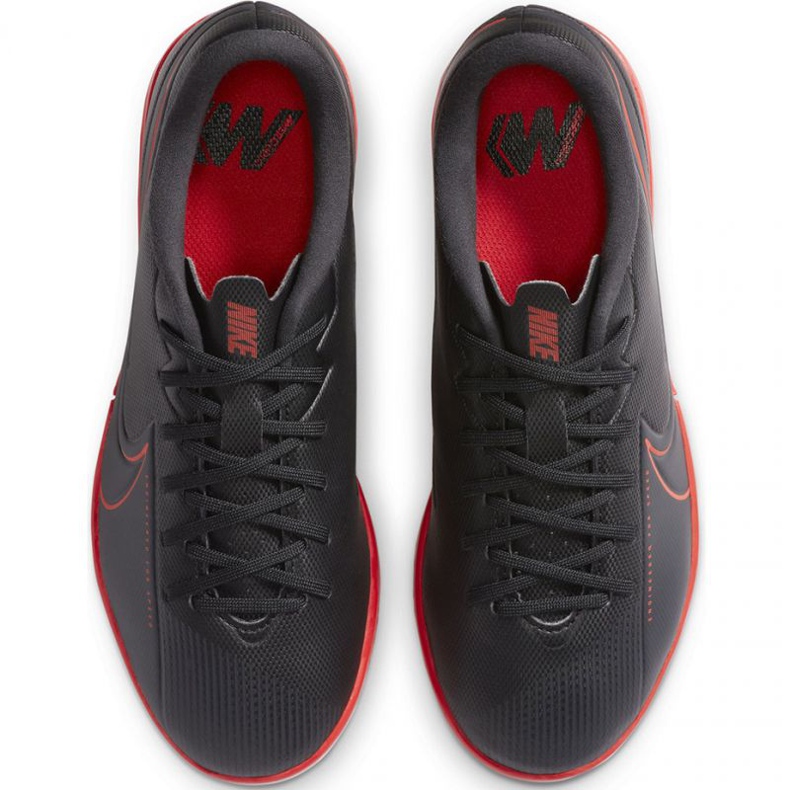 Nike Mercurial Vapor 13 Academy Ic Jr AT8137 060 chaussures de football multicolore le noir 1