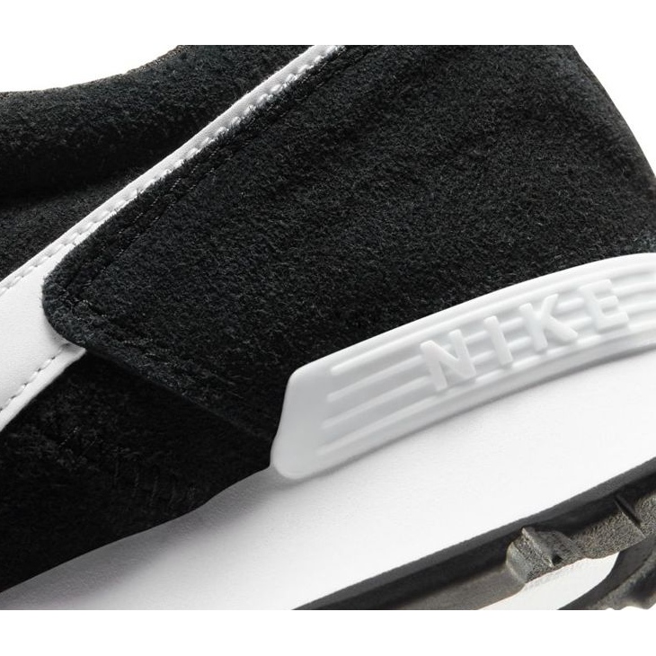 Chaussure Nike Venture Runner Suede M CQ4557-001 noir 1