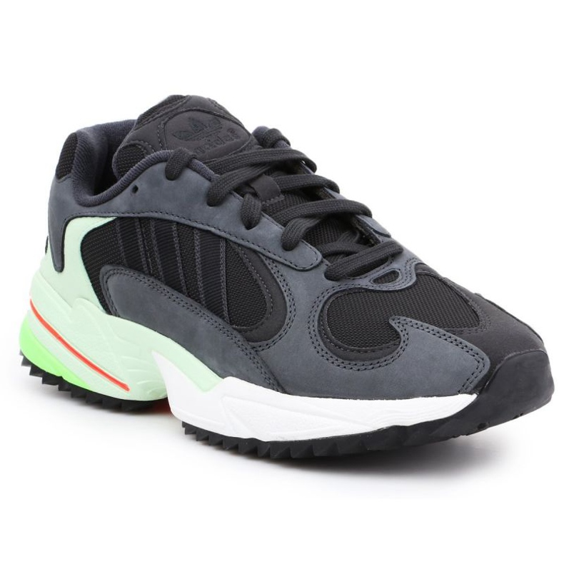 Chaussures Adidas Yung-1 Trail M EE6538 le noir 1