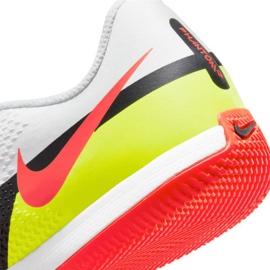 Chaussure de football Nike Phantom GT2 Academy Ic Jr DC0816 167 jaune, multicolore blanche 6