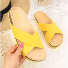 Chaussons en cuir Big Star W HH274596 jaunes 1