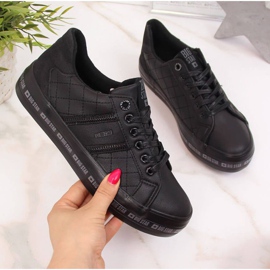 Baskets basses noires sur la plateforme Big Star W II274070 le noir 1