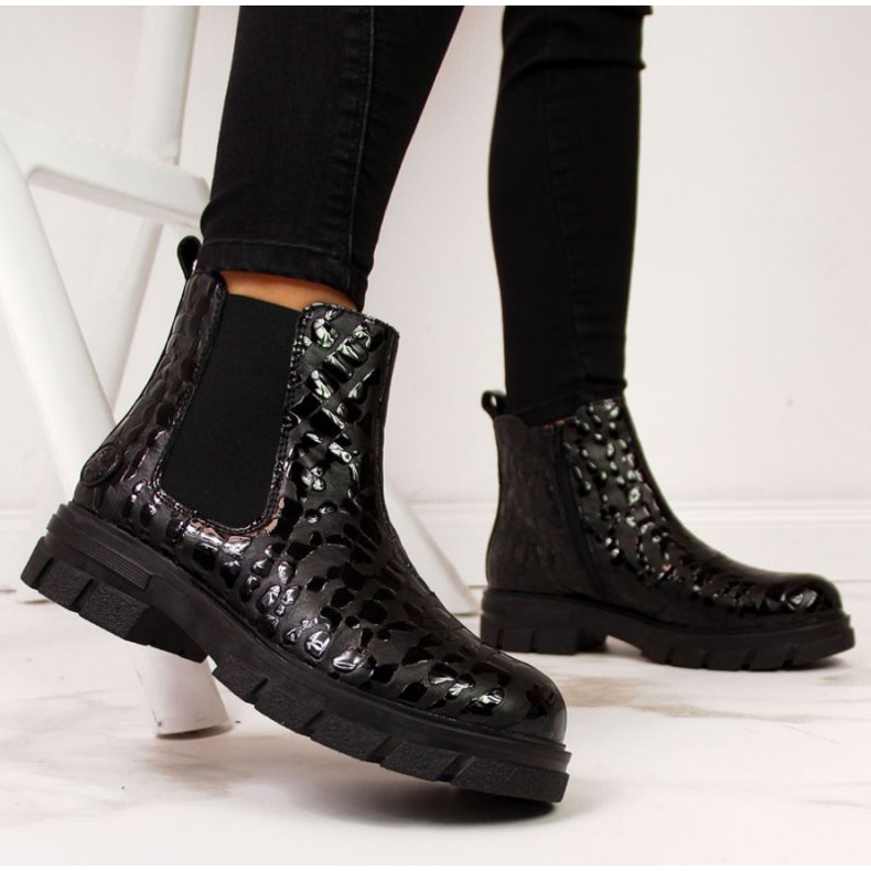 Bottes isolées en cuir Rieker W Z9152-00 noir blanc 2