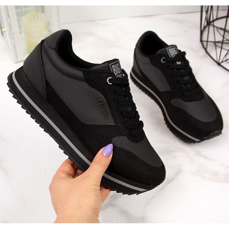 Chaussures de sport noires sur la plateforme Big Star W II274217 le noir 1