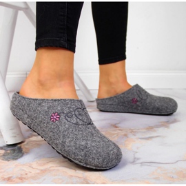 Chaussons avec broderie Panto Fino W INT1632 gris 2